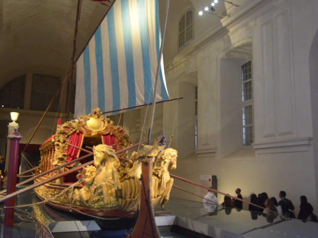 Il Bucintoro dei Savoia-韦纳里亚雷亚莱必去景点