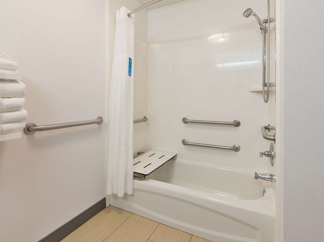 Hampton Inn Cincinnati Airport-North主图