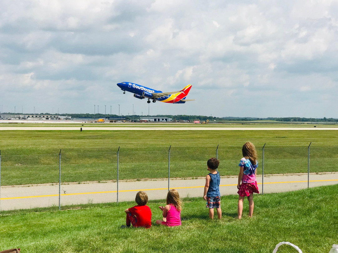 Gerald R. Ford Airport Viewing Park-大急流市必去景点