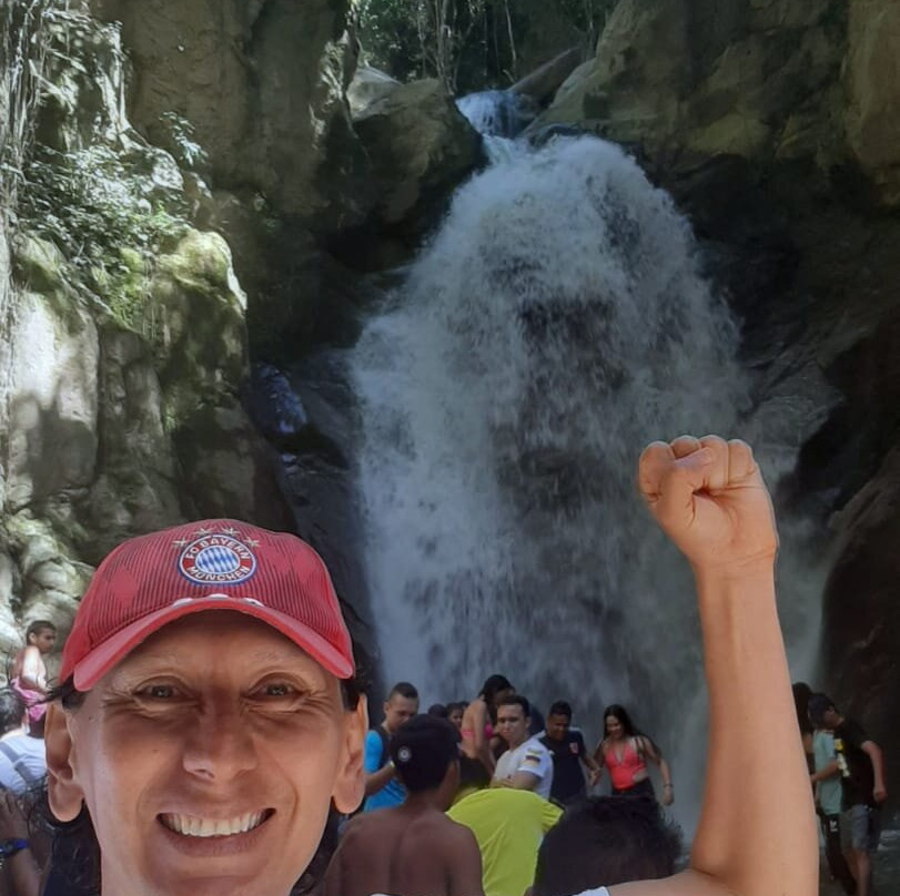 Salto de agua o Cascada del Ensueño. Waterfall Dreamimg景点图片