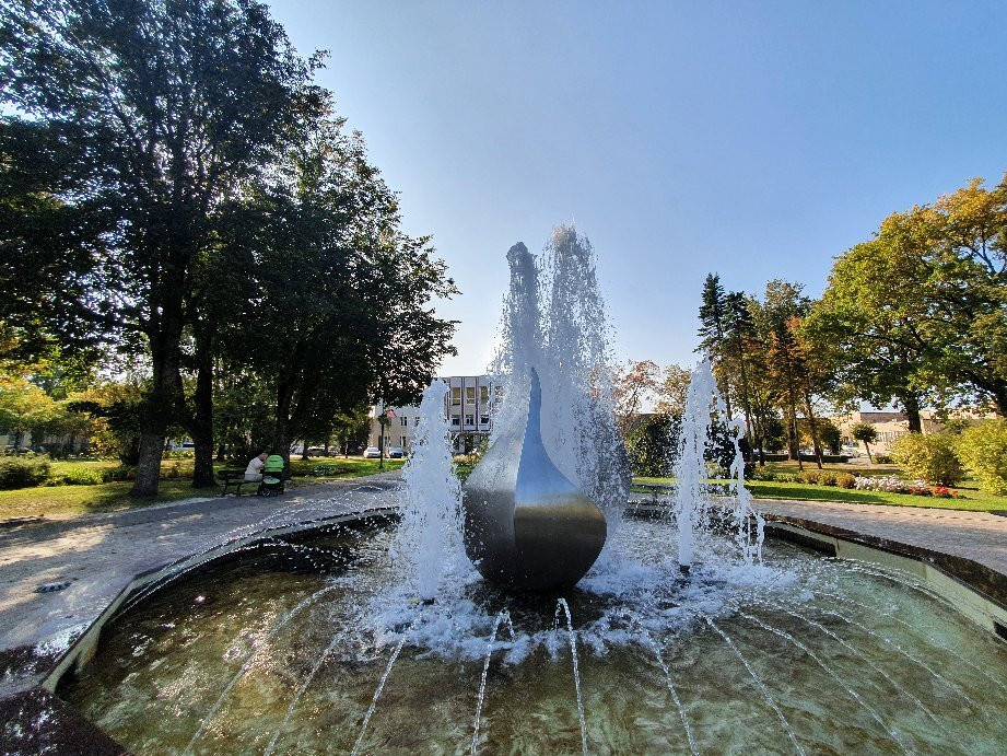 Central Park with the Fountain-Gulbene必去景点