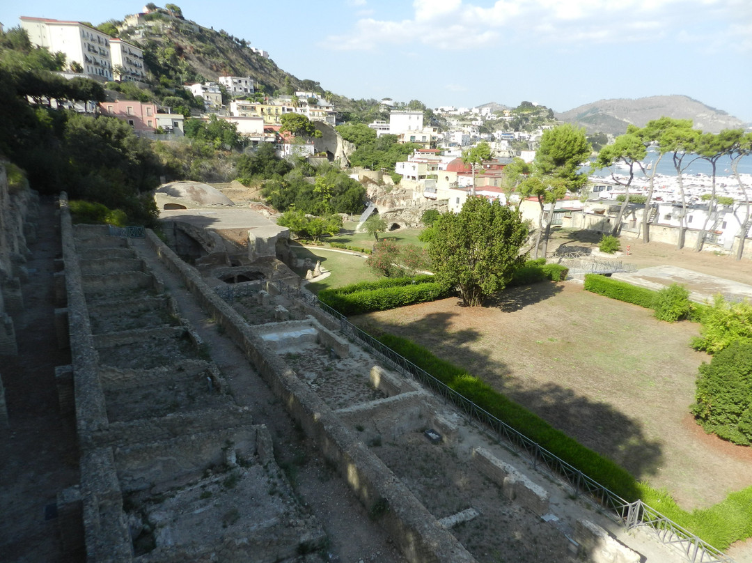 Baia Archeological Park景点图片