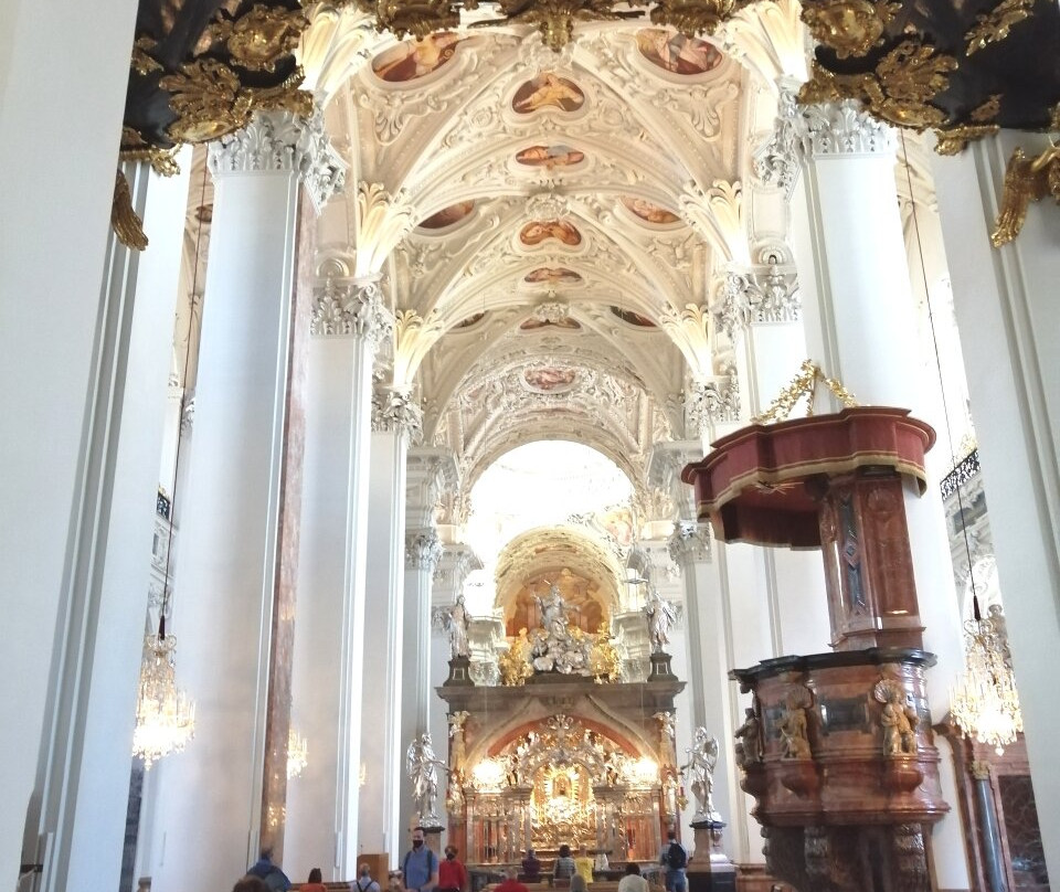Basilika Mariazell-玛丽亚采尔必去景点