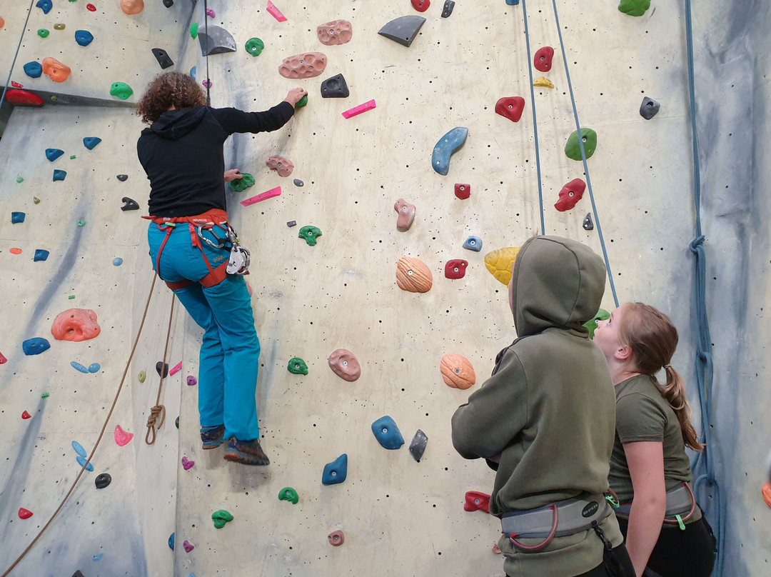 The Barn Climbing Centre-Tavistock必去景点