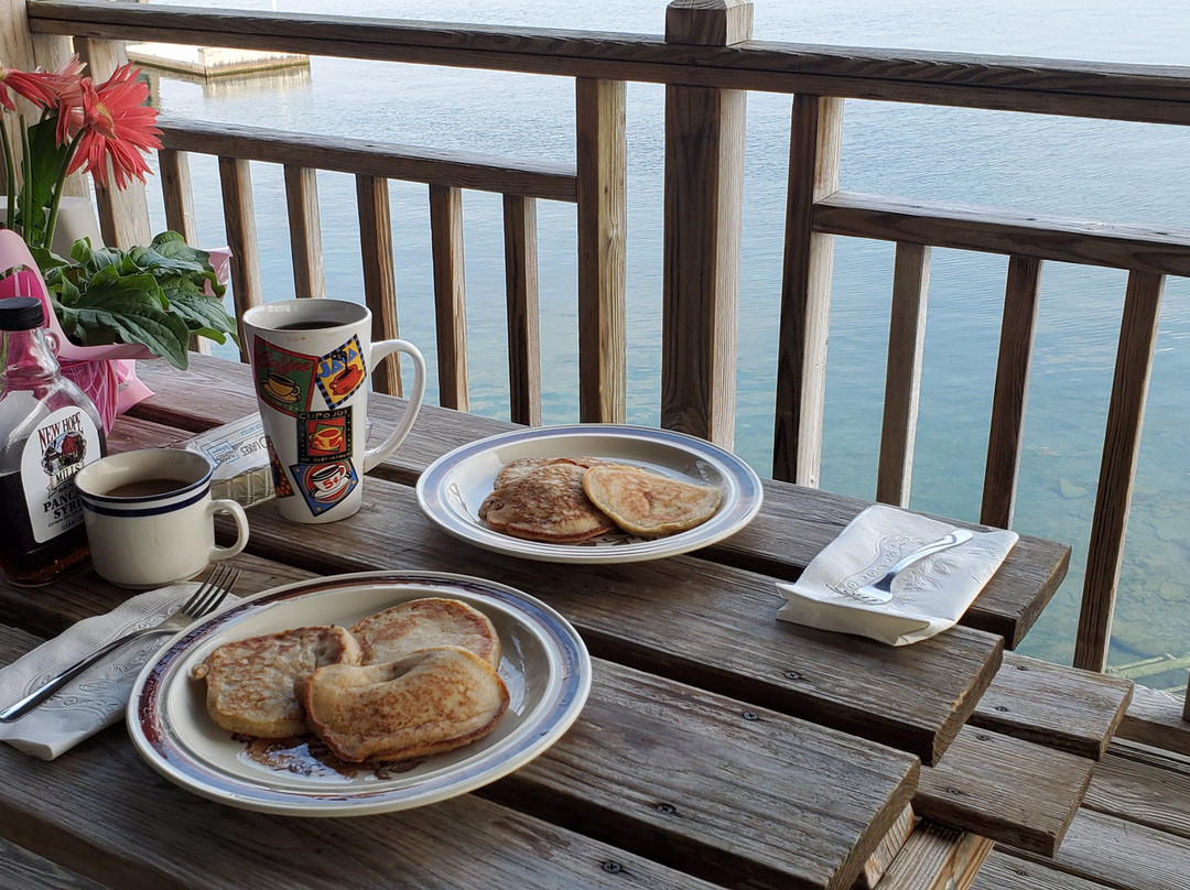 West Winds Motel & Cottages主图