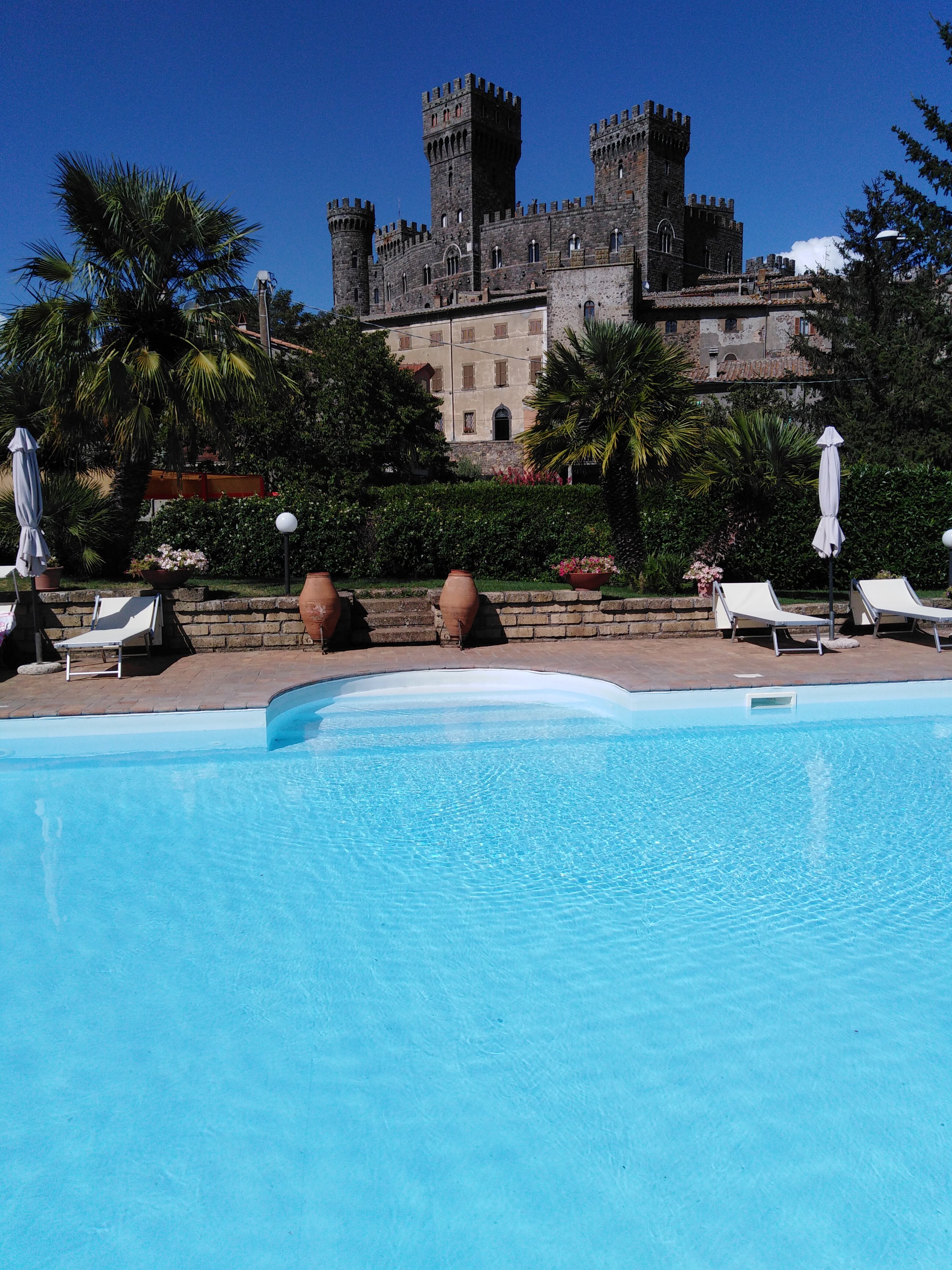Nuovo Castello-泳池
