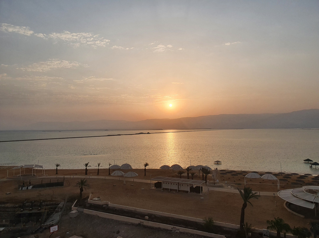 死海希律酒店主图