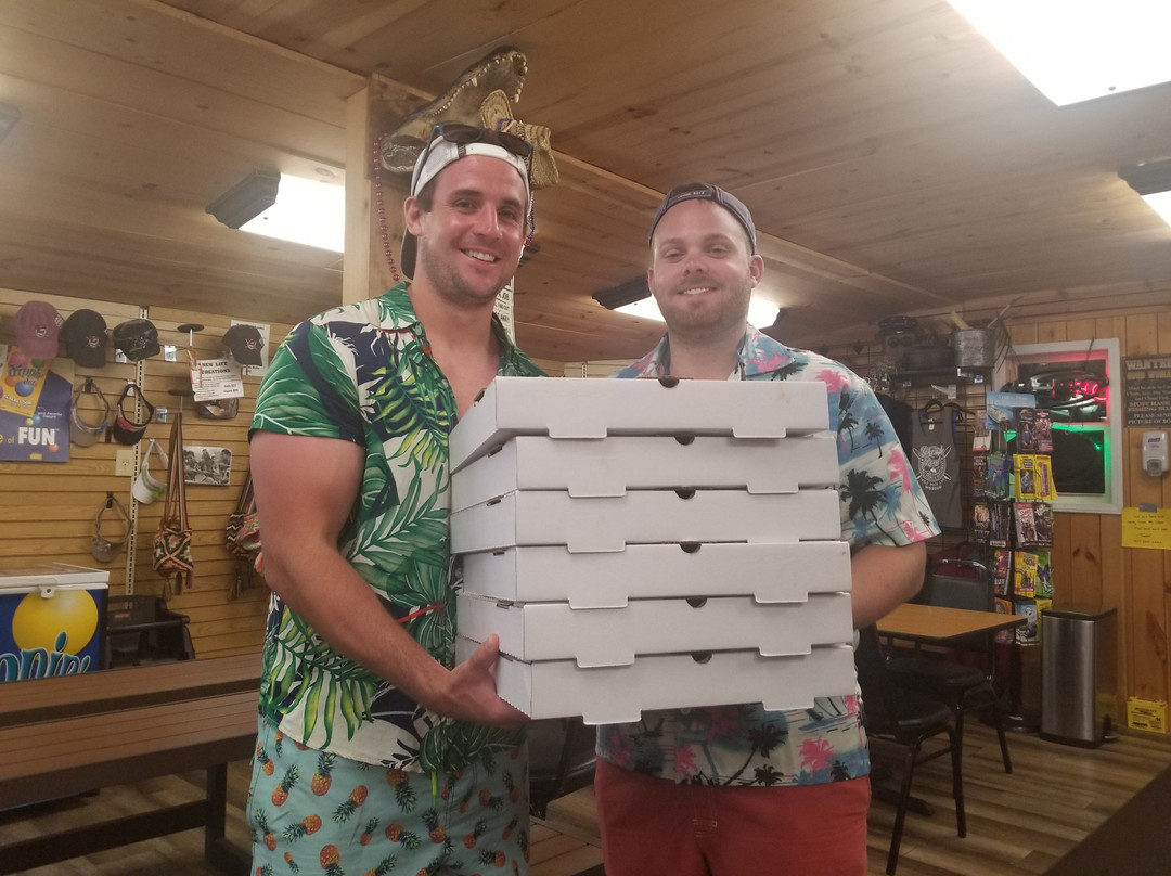 Lakeside Resort Restaurant & General Store主图