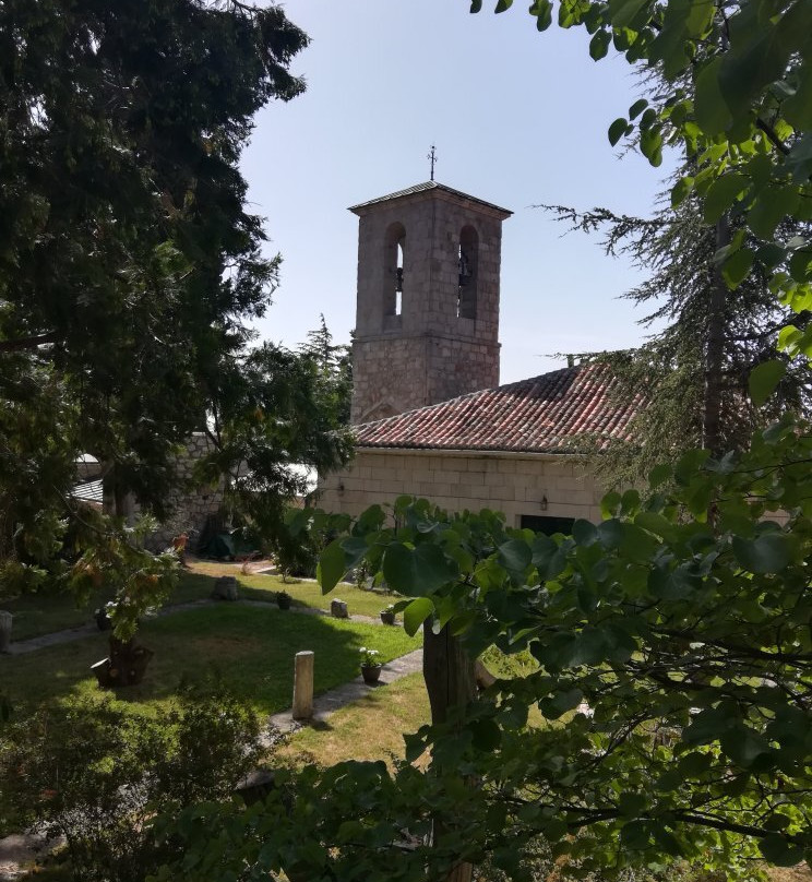 Monasterio de san Julian y san Antonio de la Cabrera-La Cabrera必去景点