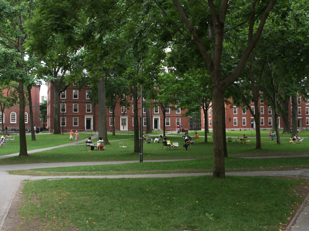 哈佛大学景点图片