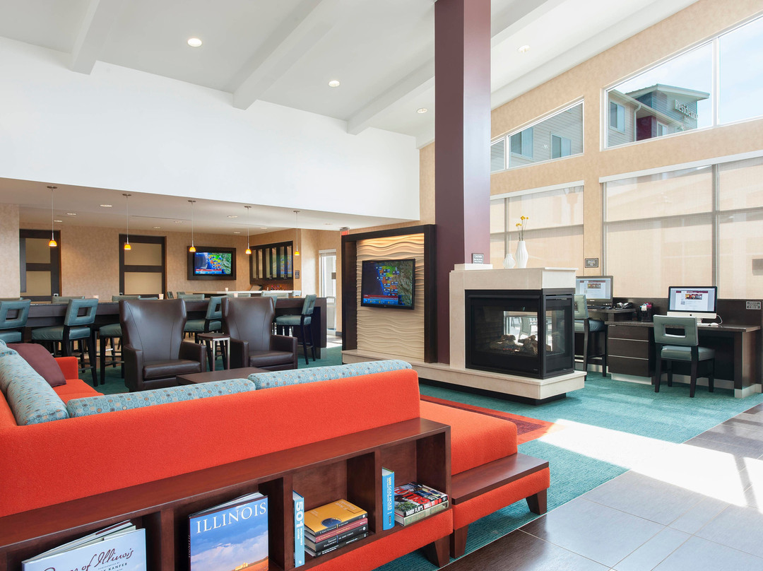 Residence Inn by Marriott Bloomington主图