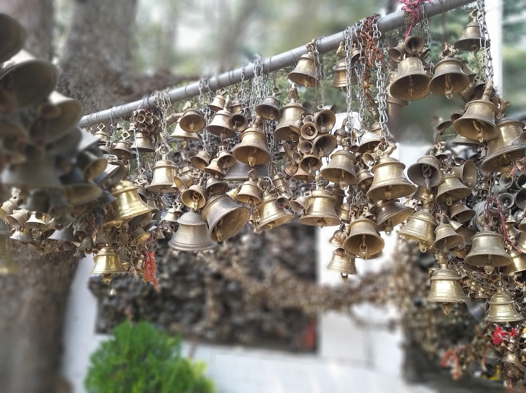 Jhula Devi Temple景点图片