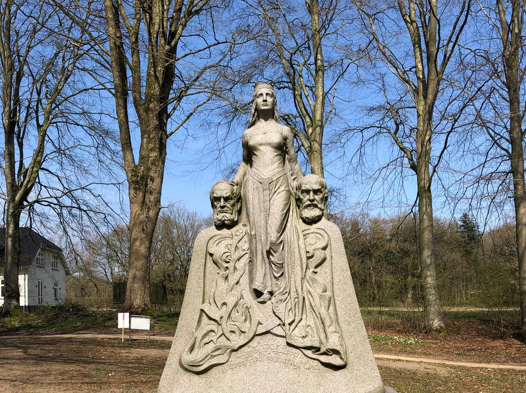 Monumentparken i Skibelund Krat景点图片