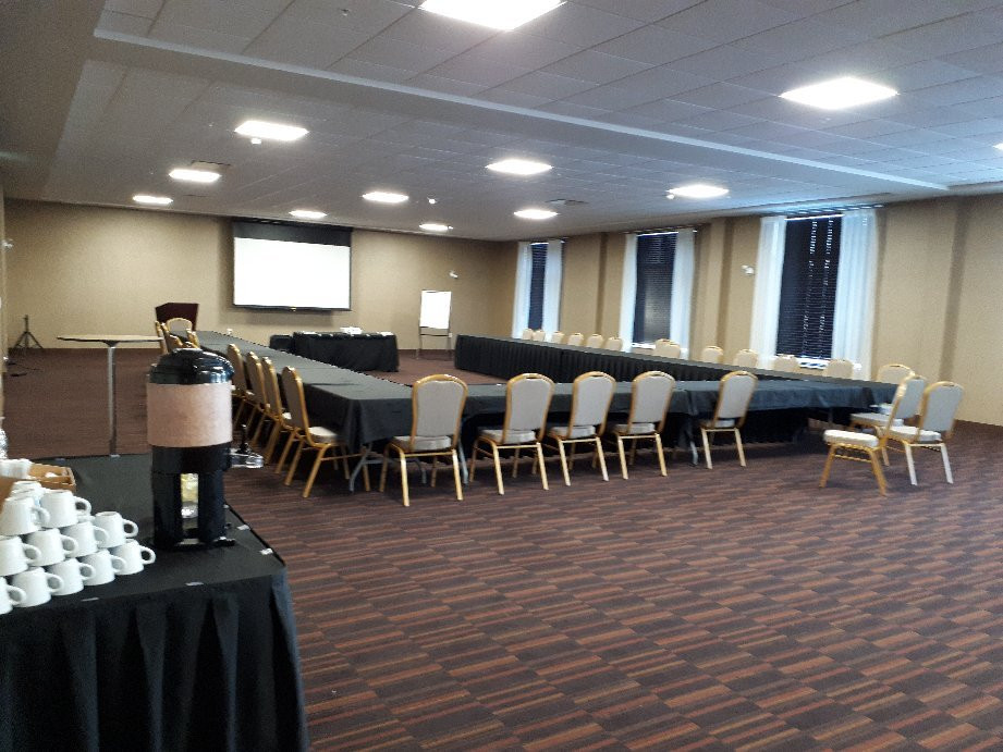 Four Points By Sheraton Grande Prairie主图