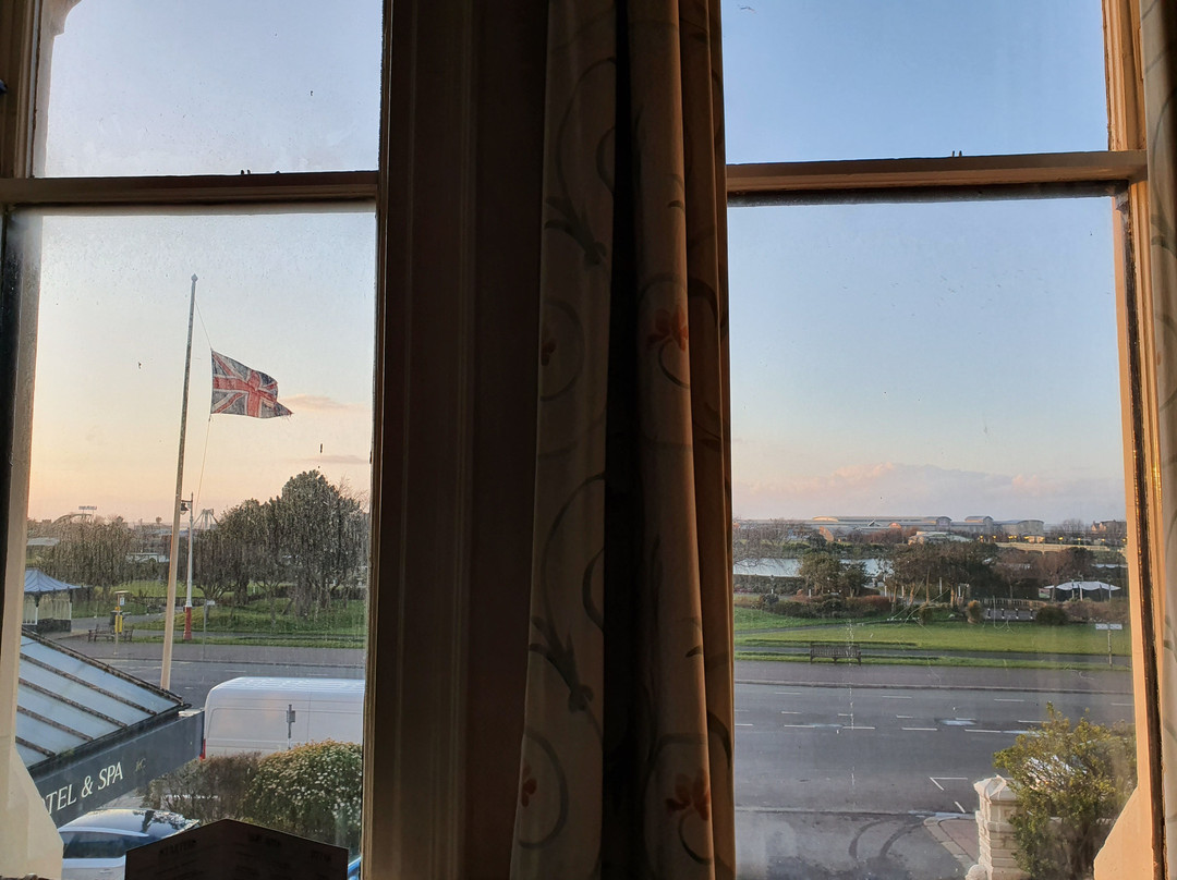 Royal Clifton Hotel Southport主图