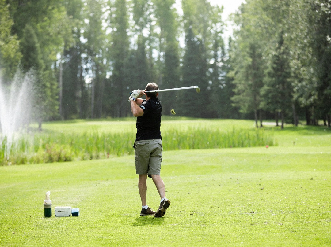 Candle Lake Golf Course景点图片