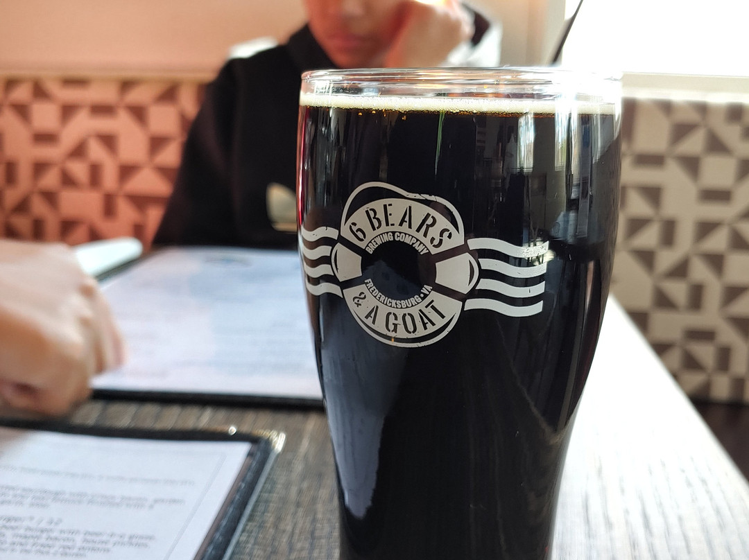 6 Bears & a Goat Brewing Co.景点图片