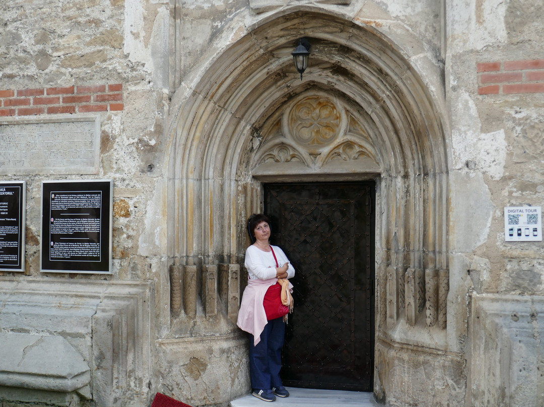 Royal Church "Sfantul Ioan Domnesc"-Piatra Neamt必去景点