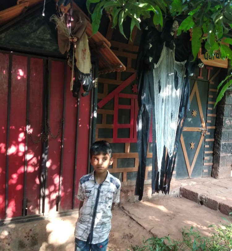 Prachin Konkan & Magic Garden景点图片