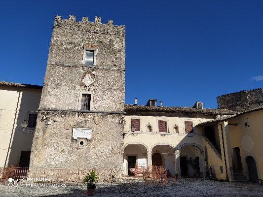 Palazzo Baronale Orsini-Licenza必去景点