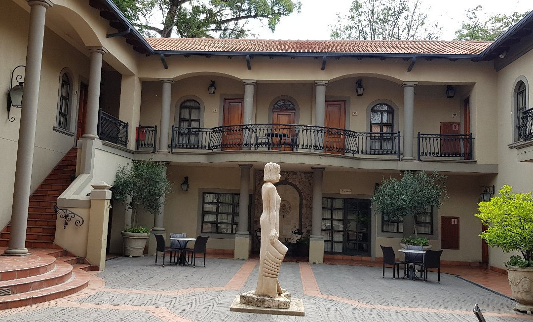 Three Rivers Lodge主图