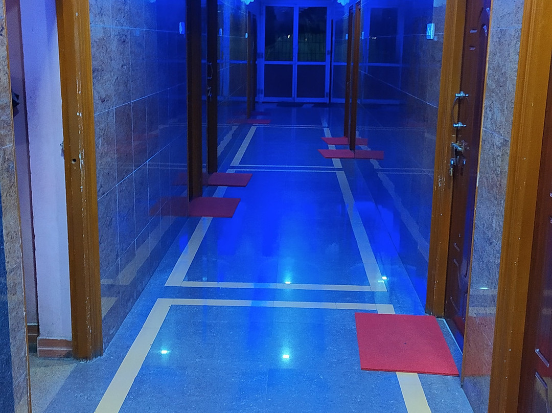Hotel MCM Towers主图