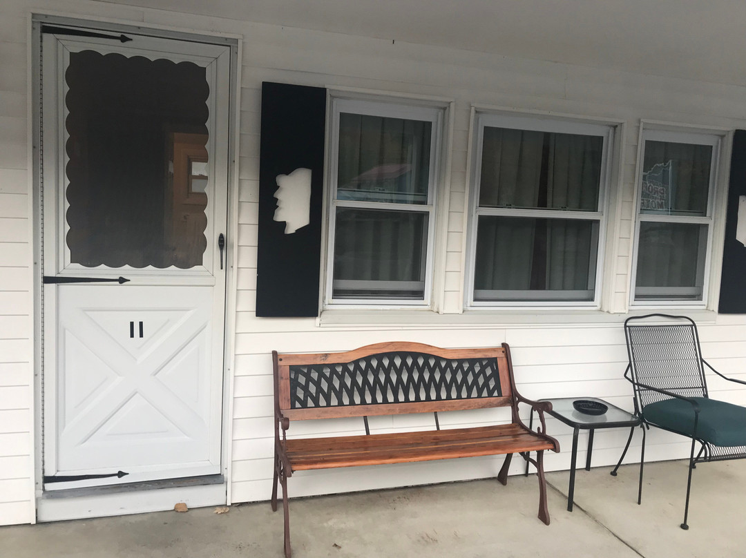 Profile Motel and Cottages主图