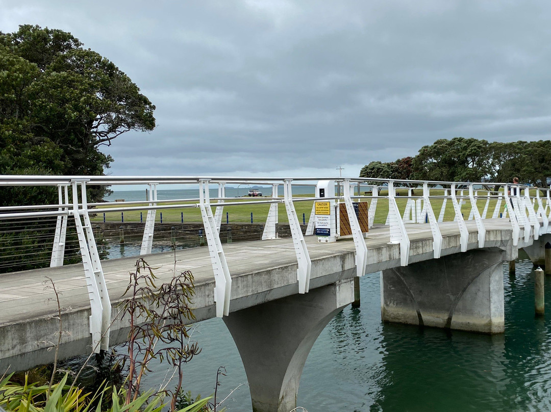 Milford Beach Reserve景点图片
