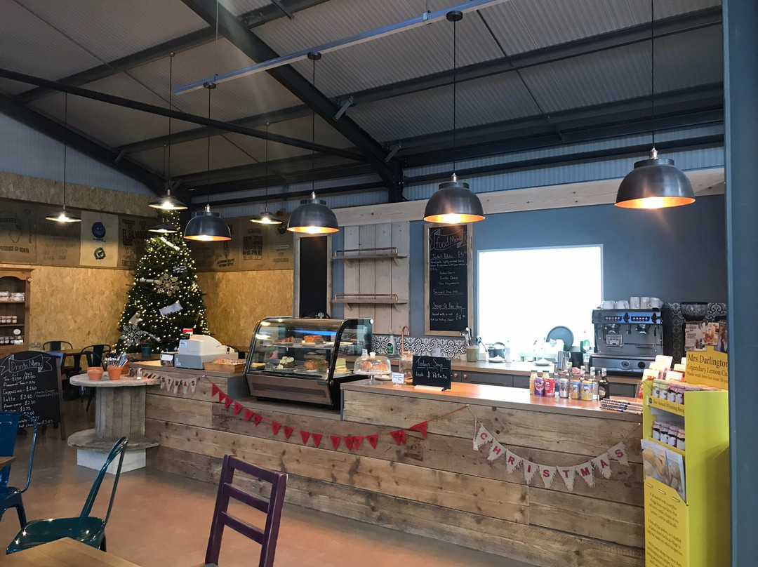 Holly Farm Garden Centre-Prees必去景点