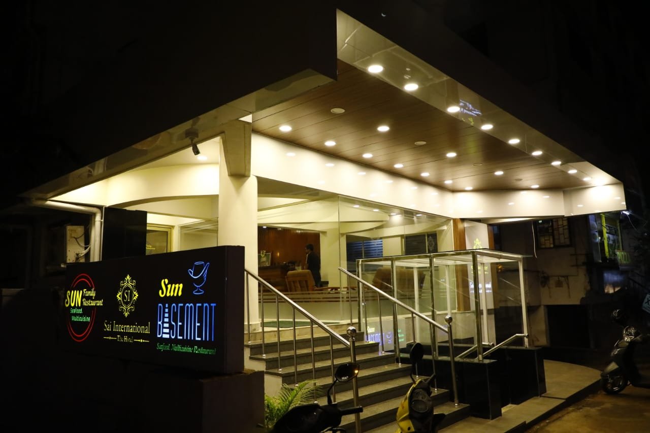 Sai International, The Hotel-官方