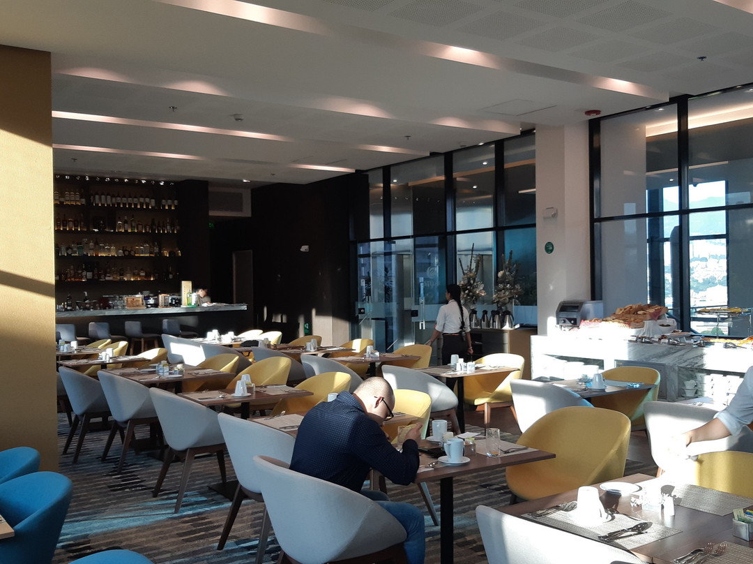 Estelar Square主图