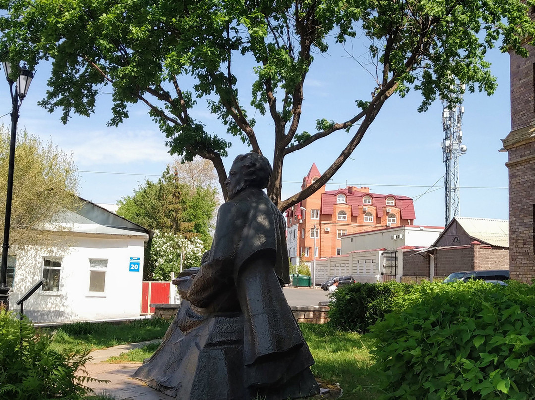 Statue of Pushkin-Orenburg必去景点