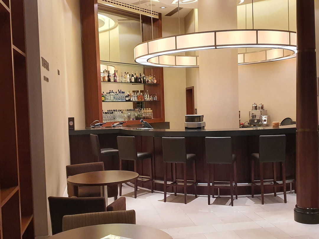 希尔顿花园马尔丁酒店主图