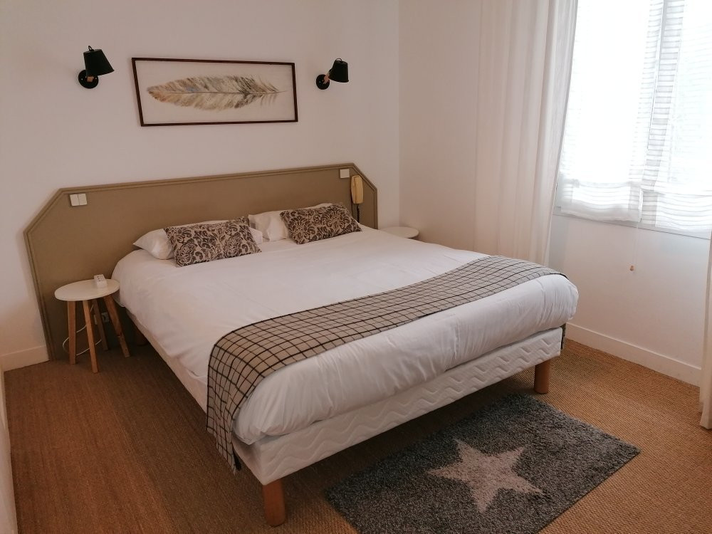 Hotel la Licorne主图