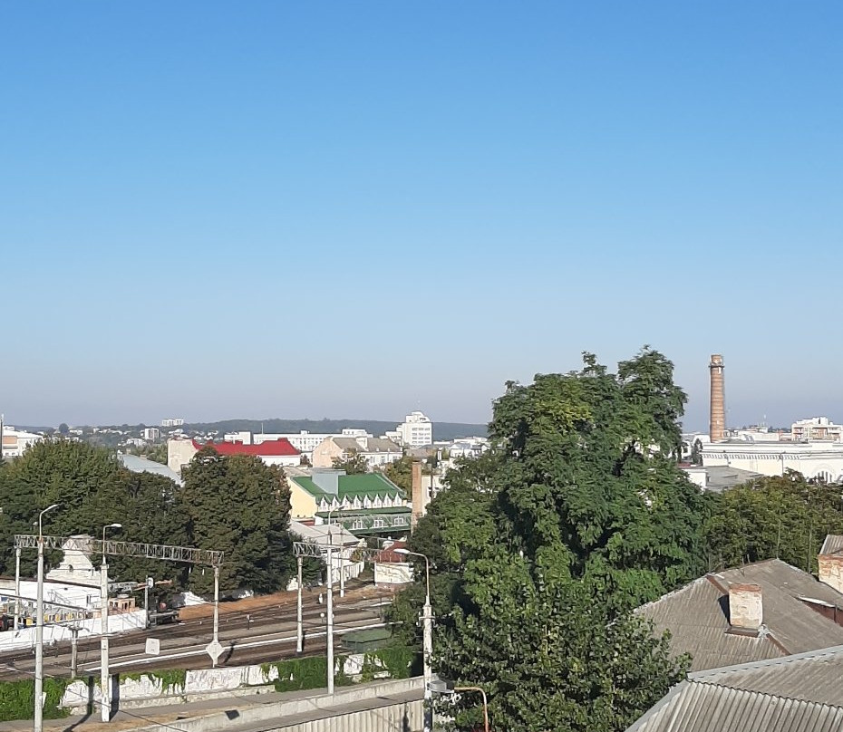 Avalon Palace主图