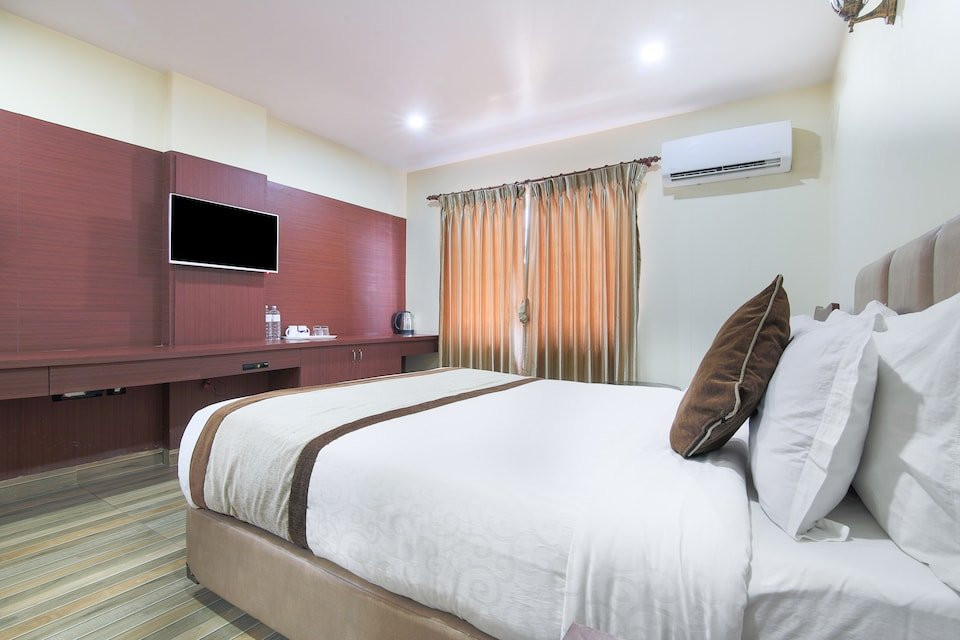 Hotel Holiday Home主图