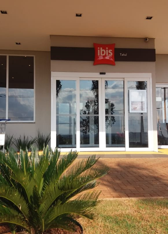 宜必思塔图酒店主图