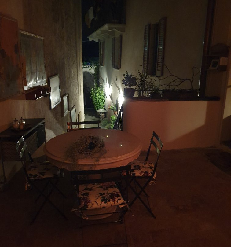 Contrada Lunga主图