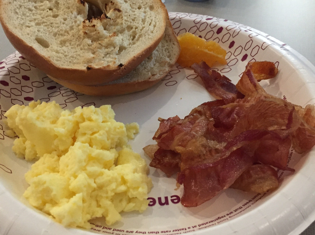 Hampton Inn & Suites Southport主图