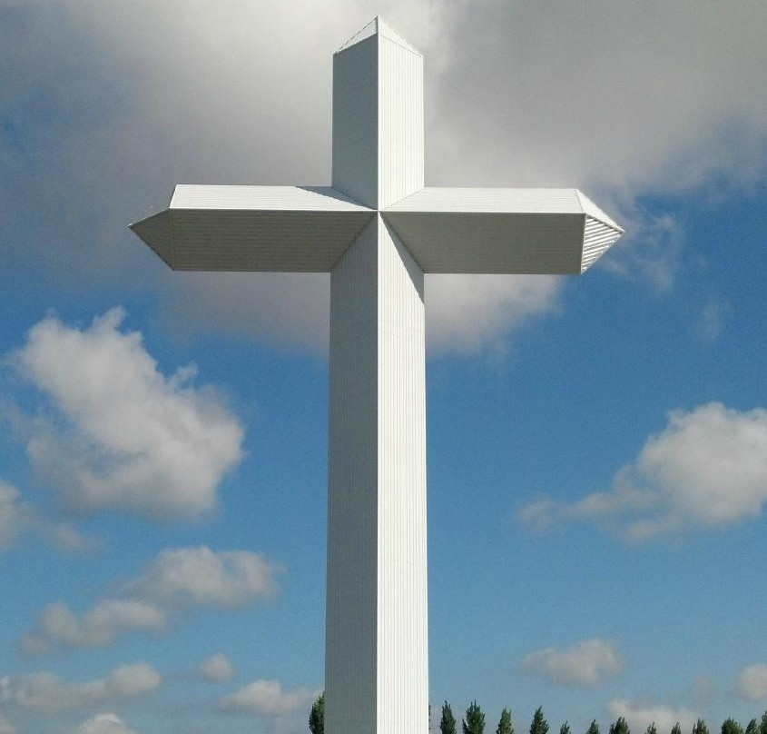 Cross at the Crossroads景点图片