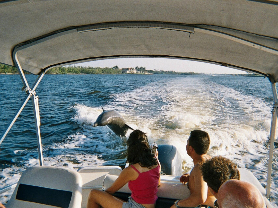 Naples Water Tours-那不勒斯必去景点