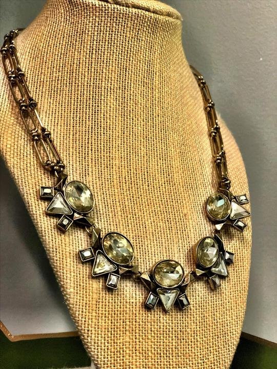 Refine 309 Women's Boutique-布卢明顿必去景点