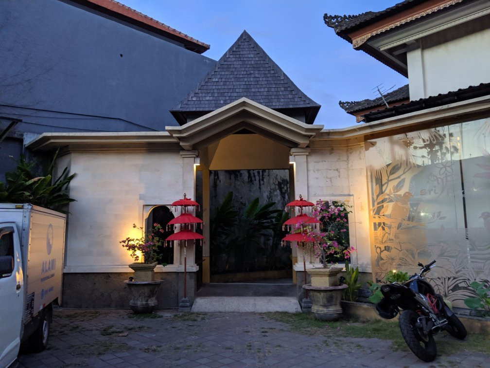 斯里帕拉别墅度假村