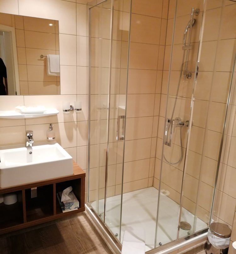 Hotel Wuermtaler Gaestehaus主图