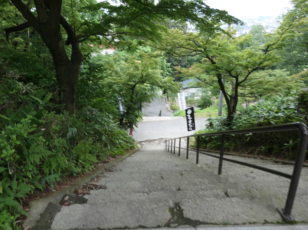 Takeisao Shrine景点图片