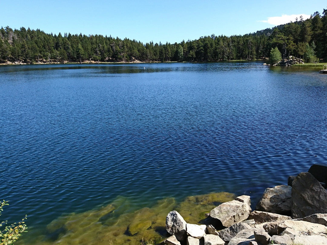 Estany De Vallserra景点图片