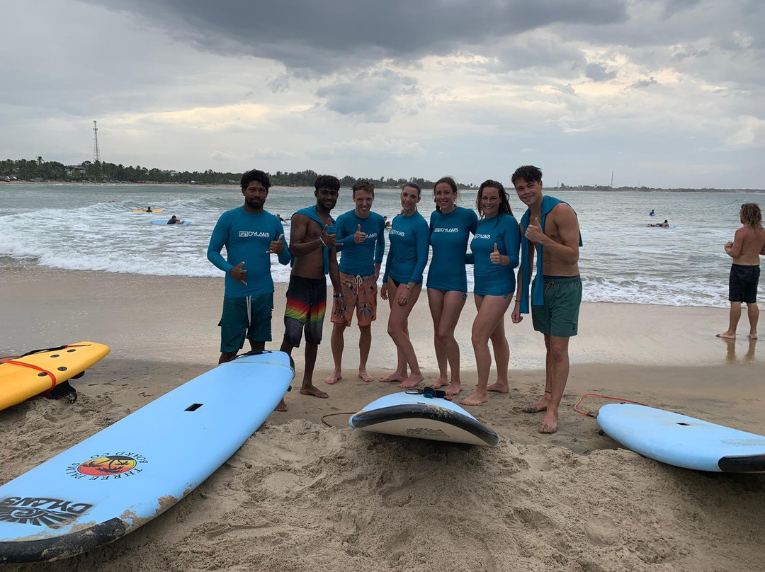 Dylan's Surf Company-阿鲁甘湾必去景点