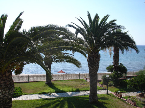 Golden Sand Hotel主图