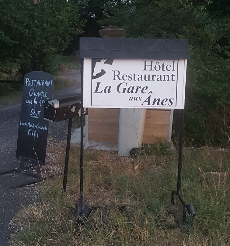 Hotel & Restaurant La Gare Aux Anes主图