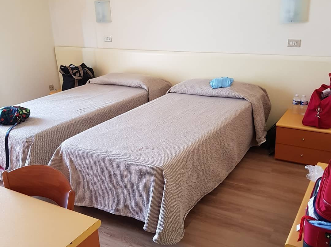 Hotel Restaurant Meeting主图